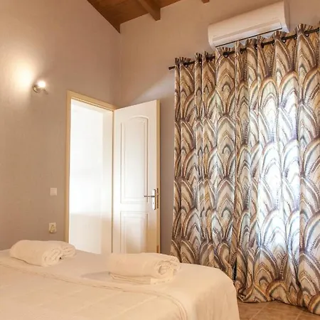 Skyfall Villa Kalamitsi (Lefkada)