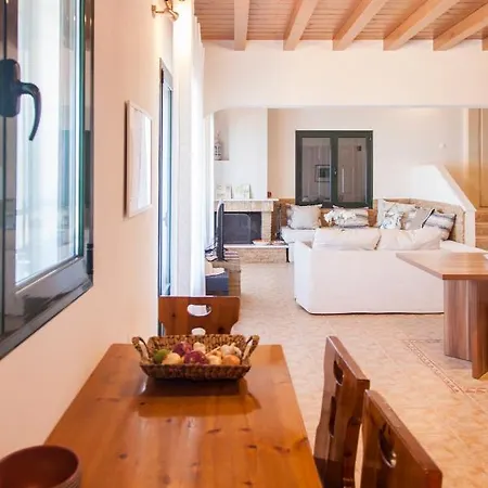 Skyfall Villa Kalamitsi (Lefkada)