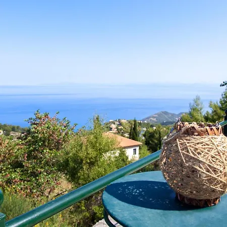 Skyfall Kalamitsi (Lefkada)