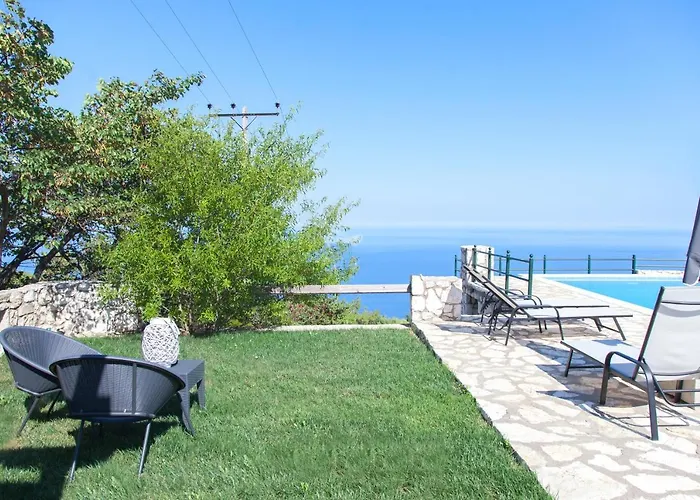 Villa Skyfall